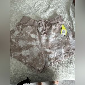 All in motion women’s tie dye shorts size medium